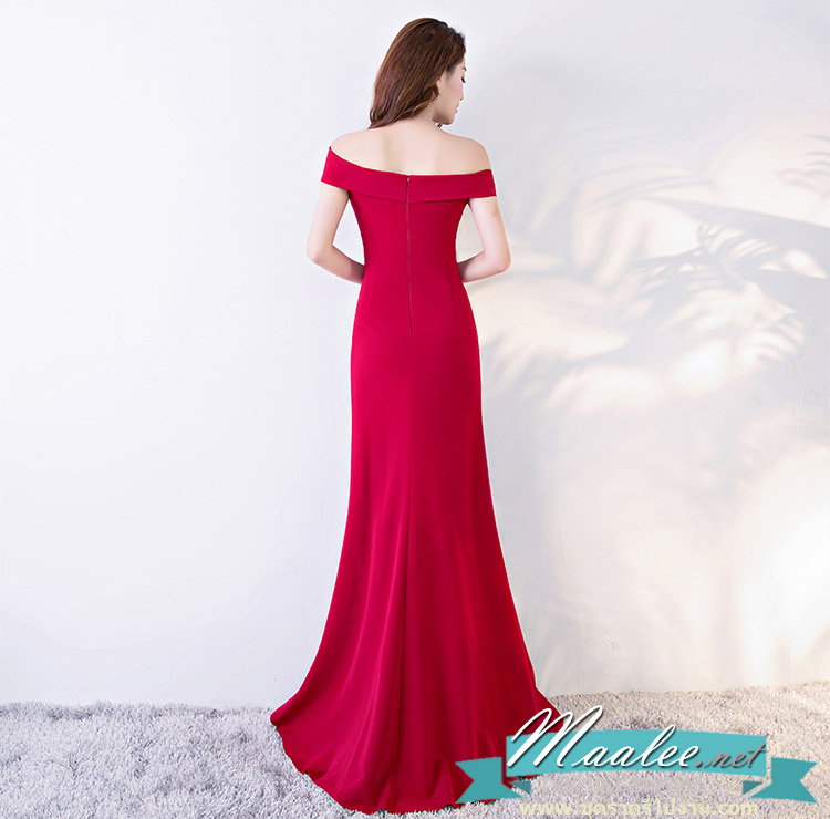 พร้อมเช่า ชุดราตรียาว แบบปาดไหล่ ทรงหางปลาแหวกหน้าขา สีกรมท่า เนื้อผ้ายืด