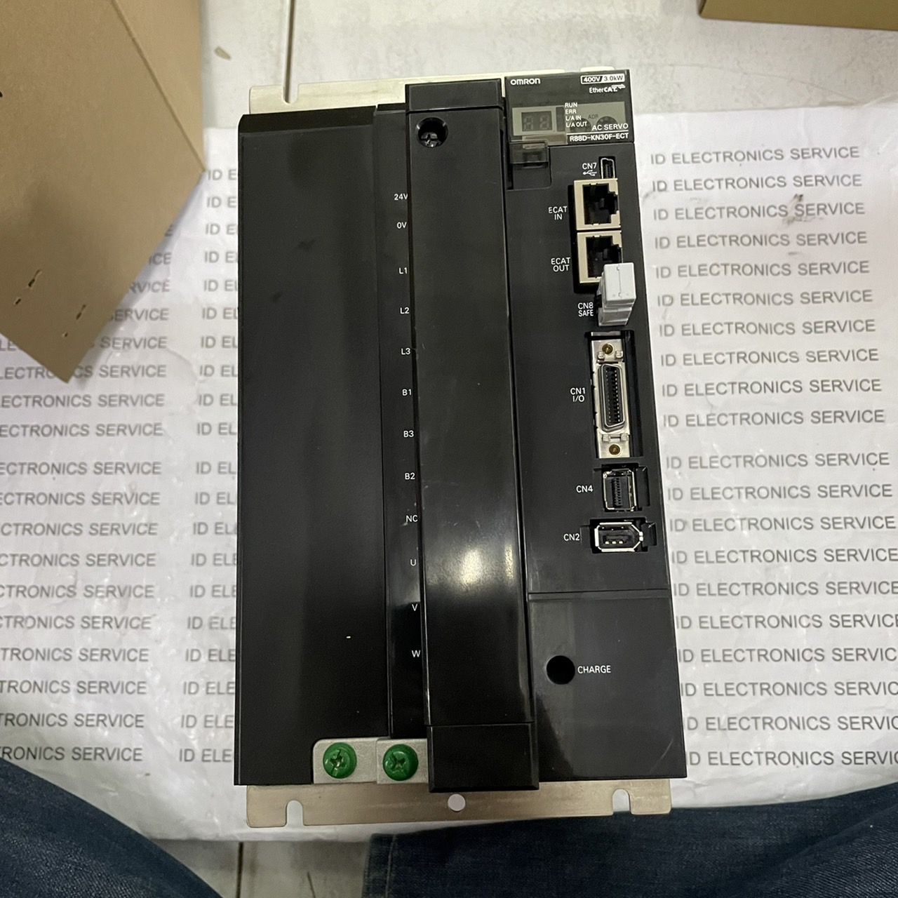 R88D-KN30F-ECT SERVO DRIVE " OMRON "