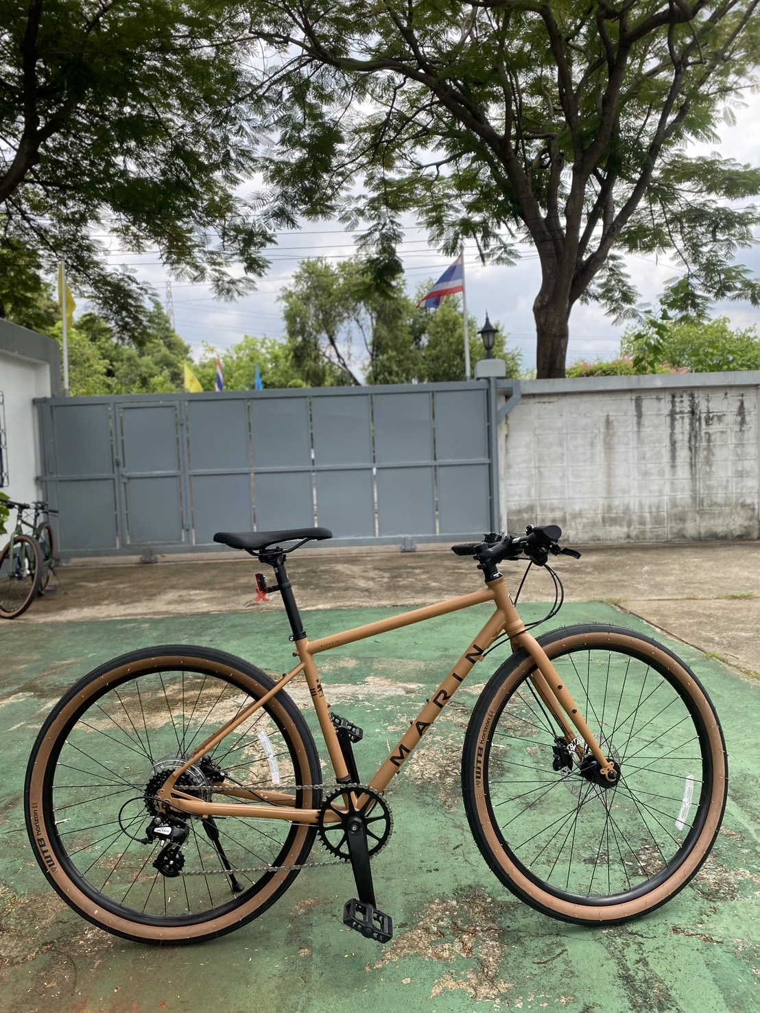 จักรยานกราเวล MARIN Nicasio SE (Mat Tan) | เฟรม CrMo ทนทาน ระบบไฮดรอลิกเบรก | พร้อมอุปกรณ์ครบ