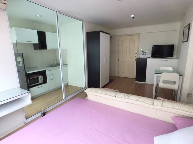 ให้เช่าคอนโด ลุมพินี วิลล์ รามอินทรา-หลักสี่ ชั้น 9 ห้อง 25 ตรม.วิวสระ เฟอร์ครบ ใกล้เซ็ลทรัลรามอินทรา