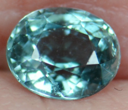 มรกตบางกะจะ (Green Sapphire) 0.61 กะรัต