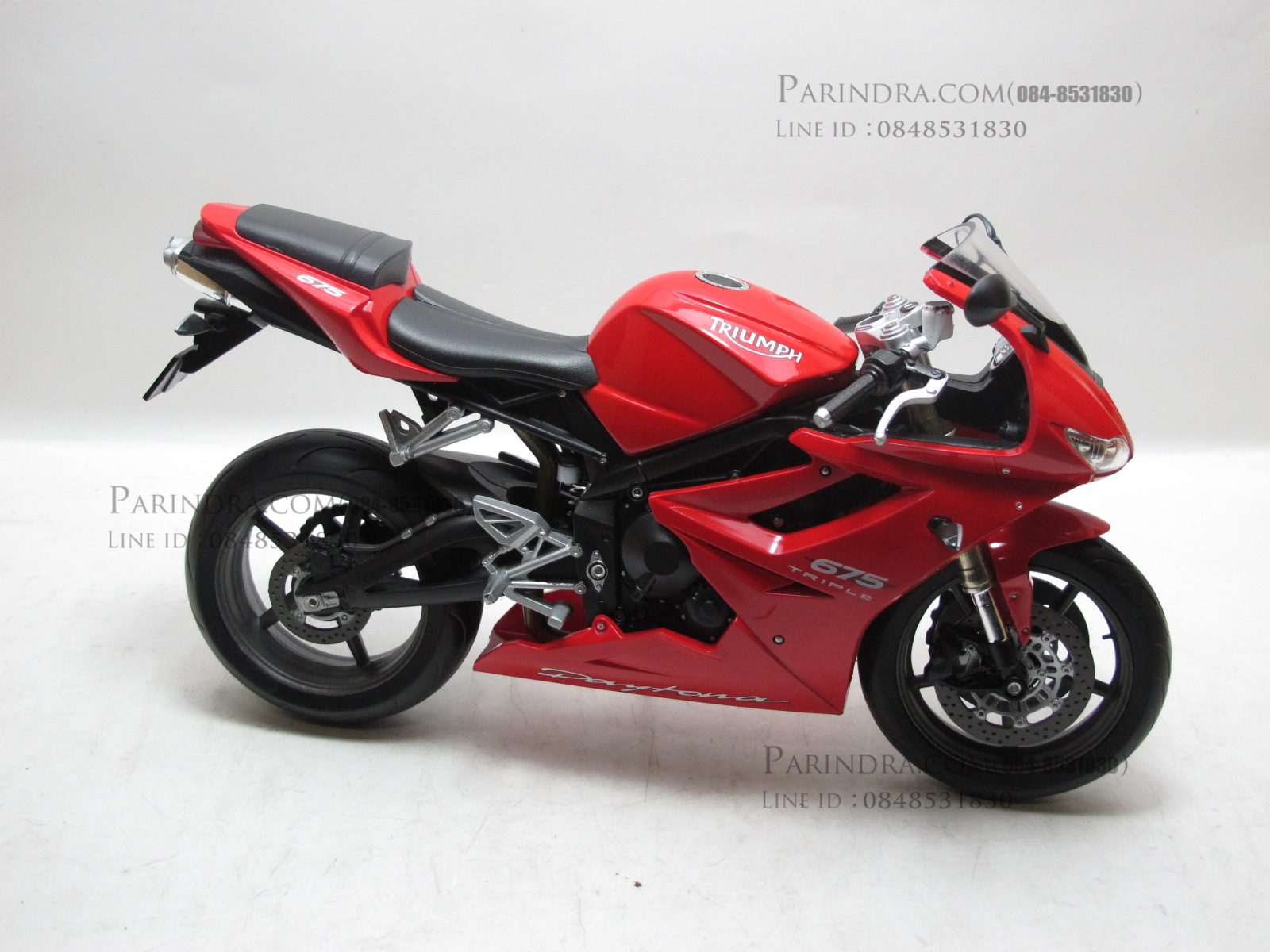 โมเดลรถบิ๊กไบค์ TRIUMPH 675 สีดำแดงสวยมากๆครับมีคลิปรีวิว