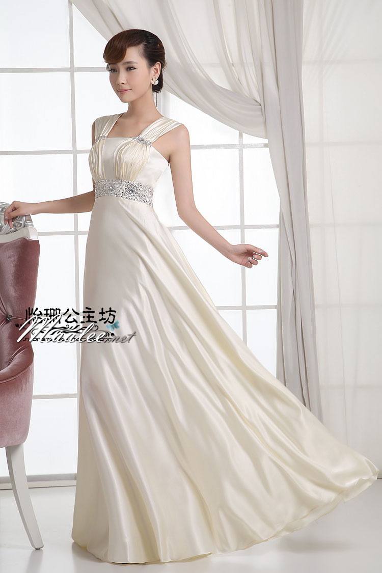 พร้อมส่ง ชุดราตรียาว สีครีม Champagne แบบเรียบหรู ปิดไหล่-เปิดไหล่ ได้ 2 แบบ