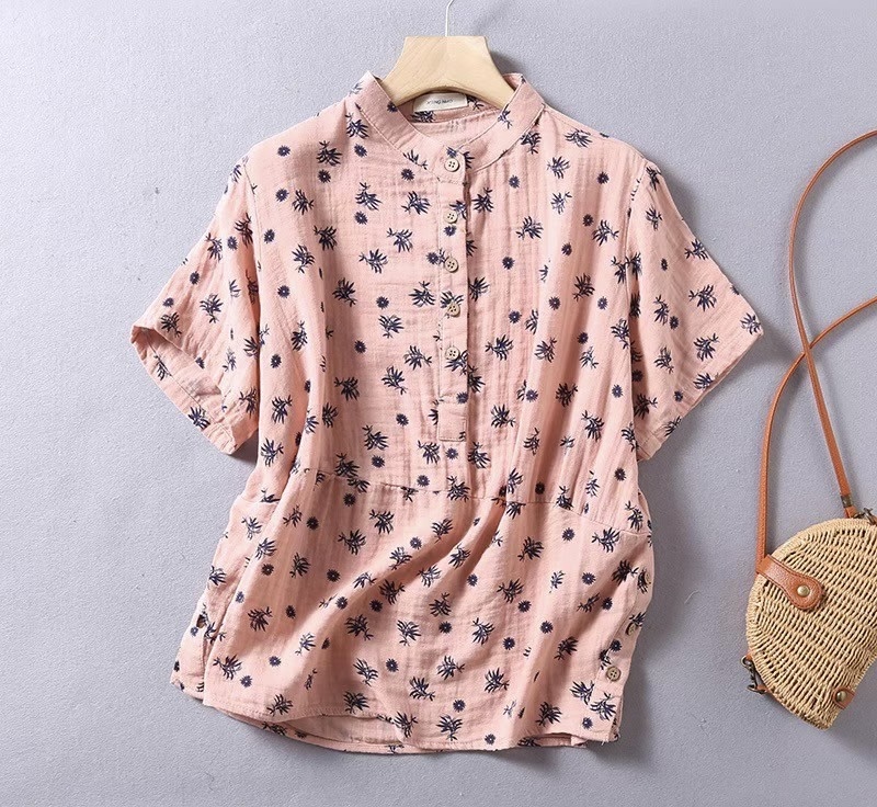 เสื้อผ้าสาลูลายดอกไม้ แต่งกระดุมข้าง