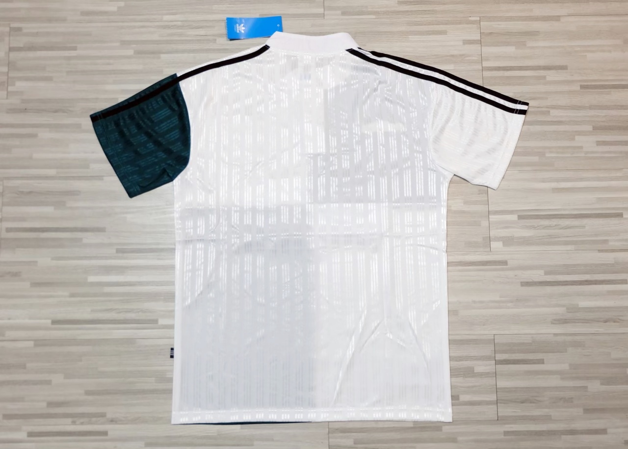 Liverpool 1995/96 Away Vintage Jersey เสื้อฟุตบอลลิเวอร์พูลย้อนยุค Carlsberg