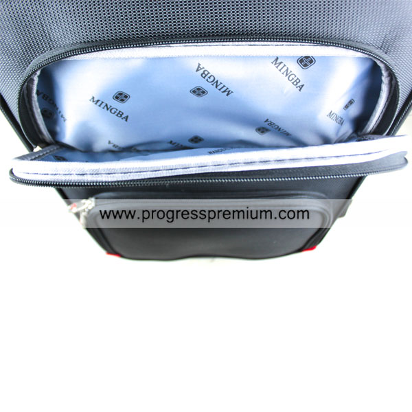 กระเป๋าเดินทาง