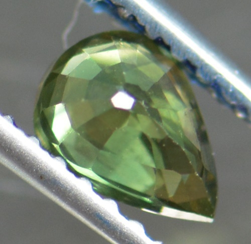 พลอยมรกตบางกะจะ 0.60 กะรัตพลอยไทย