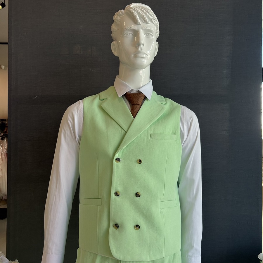 พร้อมเช่า ชุดสูทชาย สีเขียวพาสเทล 1 กระดุม (พร้อมเสื้อกั๊ก) ผ้า Cotton twill 100% ทอลายในตัว