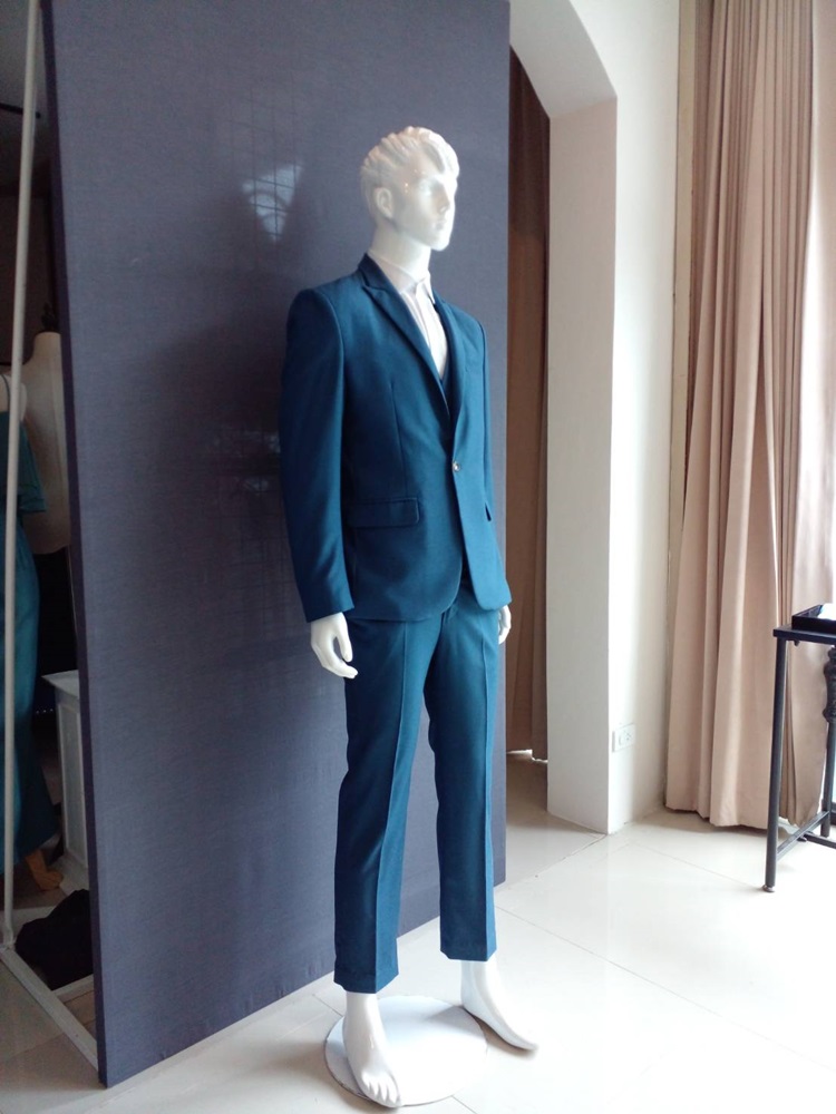 พร้อมเช่า ชุดสูทชาย สีฟ้าน้ำทะเล (พร้อมเสื้อกั๊ก)