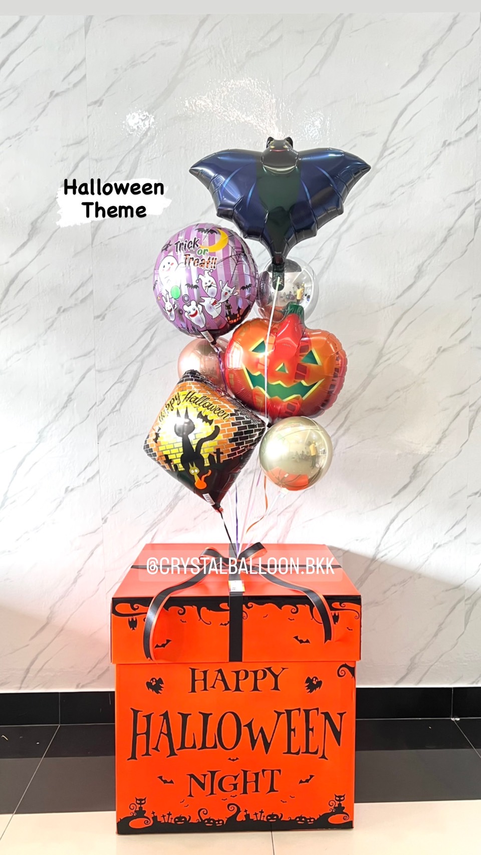 กล่องของขวัญ Halloween Surprise Box กล่องส้ม พร้อมตกแต่ง ฟอยล์ 3 ชิ้น,ฟอยล์กลม 3 ชิ้น สามารถเปลี่ยนสี/เปลี่ยนฟอยล์ตกแต่งได้