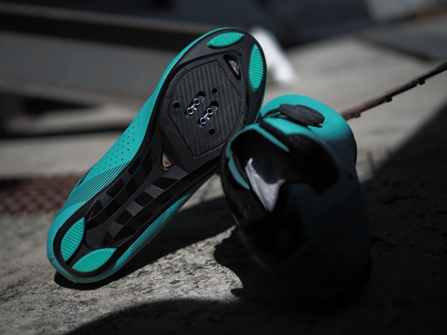 รองเท้าปั่นจักรยาน S-Fight รุ่น B1910 – สำหรับเสือหมอบและเสือภูเขา พื้น NYLON & FIBERGLASS