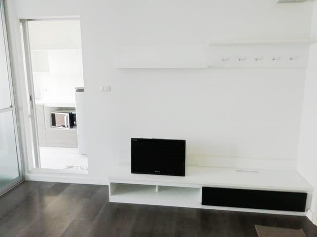 ให้เช่าดี คอนโด แคมปัส รีสอร์ท รังสิต ขนาด 30 ตรม.เครื่องใช้ไฟฟ้าครบ ใกล้ธรรมศาสตร์