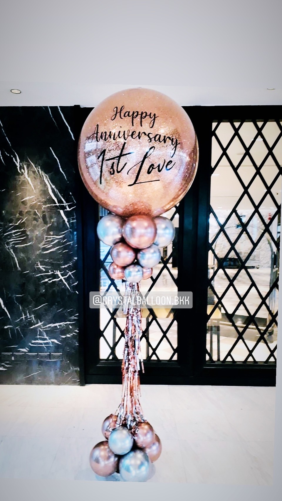 เสาลูกโป่ง วันครบรอบ Bubble ขนาด 36" Theme สีโรสโกล พร้อมตกแต่ง สามารถเปลี่ยนสีลูกโป่ง/เปลี่ยนข้อความได้