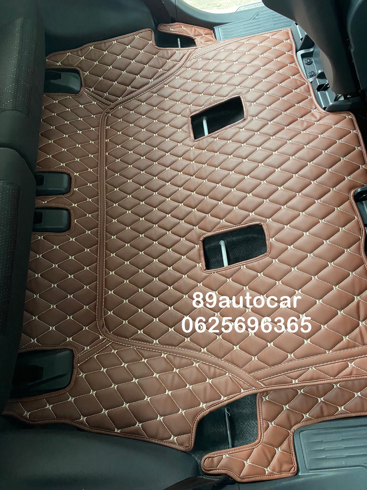 พรมรถยนต์ Toyota Veloz 2022 ปูพรมหกดี สีกาแฟ เต็มคัน