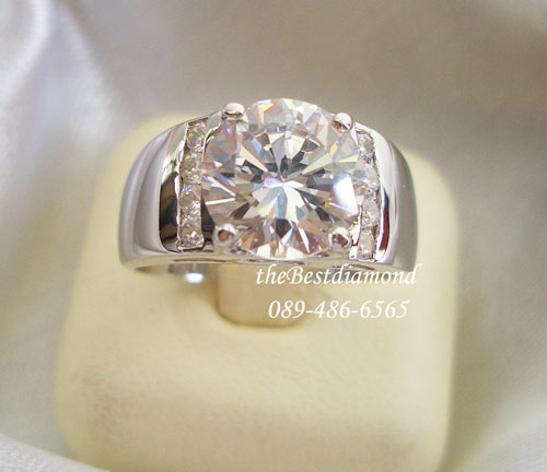 BR812RD++แหวนชาย วงนี้หรูหรามาก โชว์เพชรสุดๆ 2.5 กะรัต เริ่ดมาก ใครชอบเพชรใหญ่ๆ ต้องไม่พลาดวงนี้แน่นอน ใส่แล้วเสี่ยสุดๆ