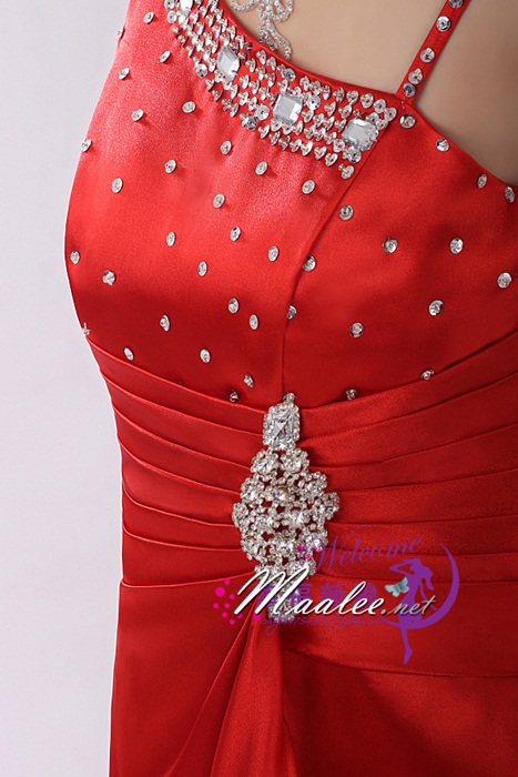 พร้อมส่ง ชุดราตรียาว ไหล่เฉียง สีครีม Champagne จับจีบที่เอว คอประดับลูกปัดคริสตัลสวยหรู