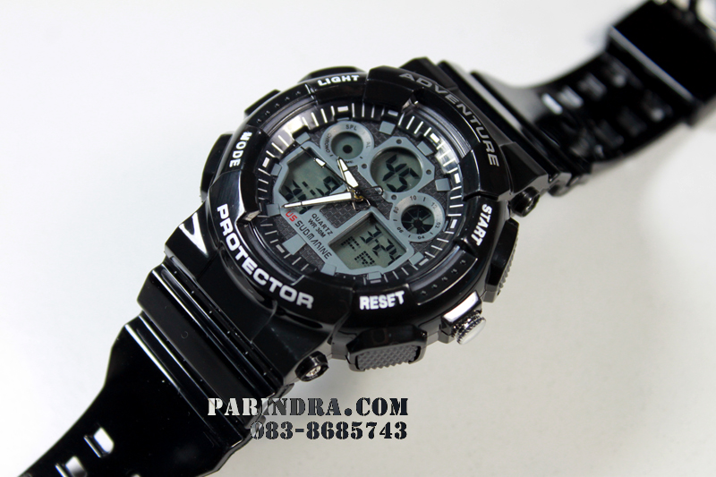 นาฬิกา US submarine Adventure Protector รุ่น TP3129M สีดำตัดเทาผิวมัน พื้นหลังเทา