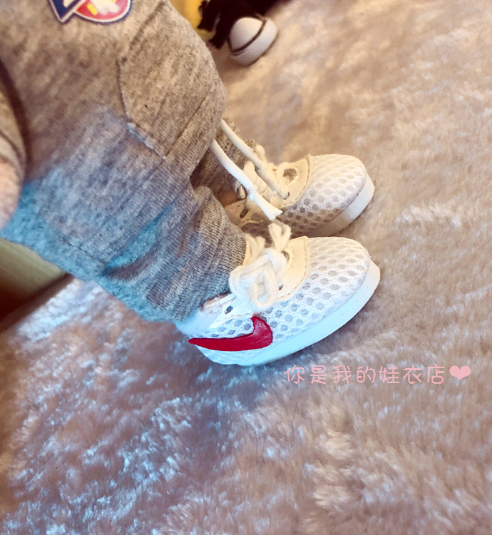 รองเท้าไนกี้ ผ้าตาข่าย สำหรับตุ๊กตา 20 cm.