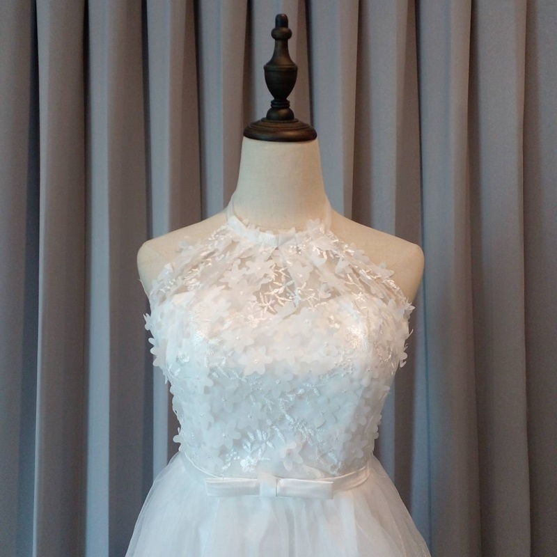 พร้อมเช่า เดรสขาว พรีเวดดิ้ง สวยหวาน กระโปรงตาข่าย ตัวชุดลูกไม้&แต่งโบว์ช่วงเอว (ซิปหลัง)