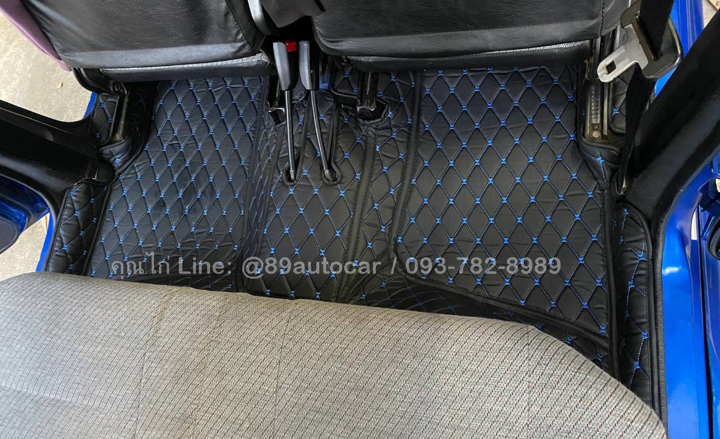 พรมปูรถ Daihatsu Mira L200 พรม6D สีดำด้ายน้ำเงิน + ท้าย