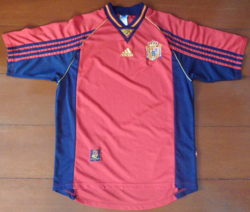 เสื้อฟุตบอล ทีมชาติสเปน ชุดเหย้า ชุดลุยศึกฟุตบอลโลก 1998 M-Size / SPAIN Football Shirt Home Kit World Cup 1998 Jersey M-Size