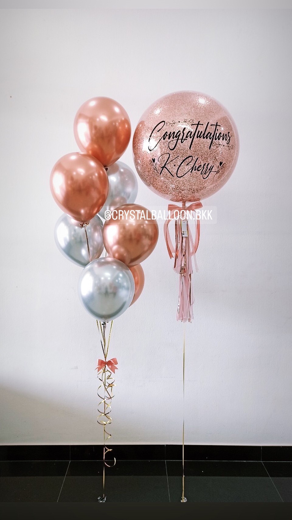 ลูกโป่ง แสดงความยินดี Bubble ขนาด 24" พร้อม ช่อลูกโป่ง ช่อ 7 ลูก 1 ช่อ พร้อมตกเเต่ง สามารถเปลี่ยนสีลูกโป่ง/เปลี่ยนข้อความ/เปลี่ยนขนาดได้