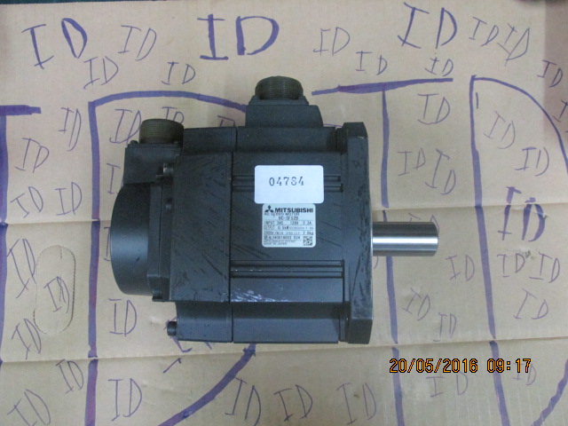 SERVO MOTOR “ MITSUBISHI ” รุ่น HC-SF52B