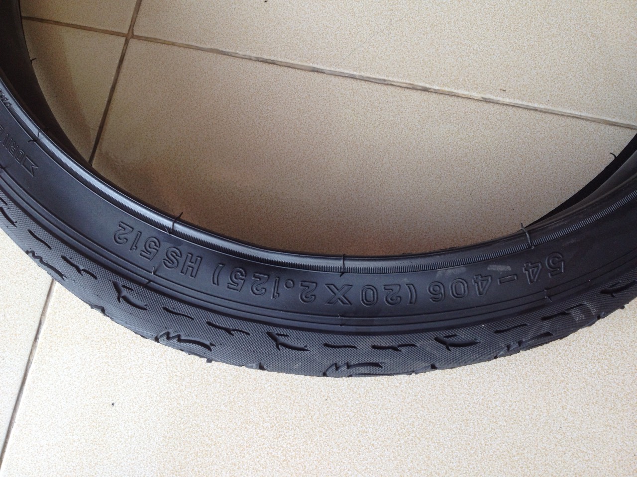 ยางนอกจักรยาน BMX Swallow 20x2.1