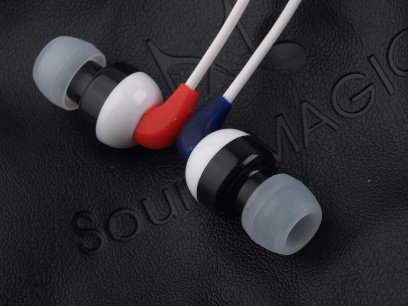 ขาย หูฟัง Soundmagic ES10 หูฟังอินเอียร์น้ำหนักเบา รูปทรงกระทัดรัด ใส่สบายไม่เจ็บหู ราคาประหยัดแต่คุณภาพเสียงแซ่บเวอร์เกินราคาค่าตัว