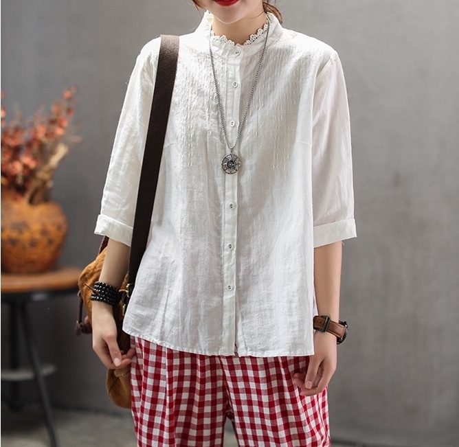 เสื้อผ้าลินินปักลายแขนสามส่วน