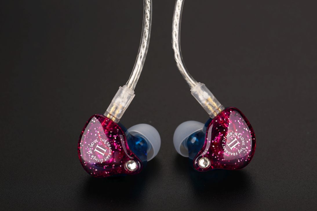 ขายหูฟัง TFZ Mylove II หูฟังอินเอียร์มอนิเตอร์ ถอดสายได้ 2pin ลาย Limited