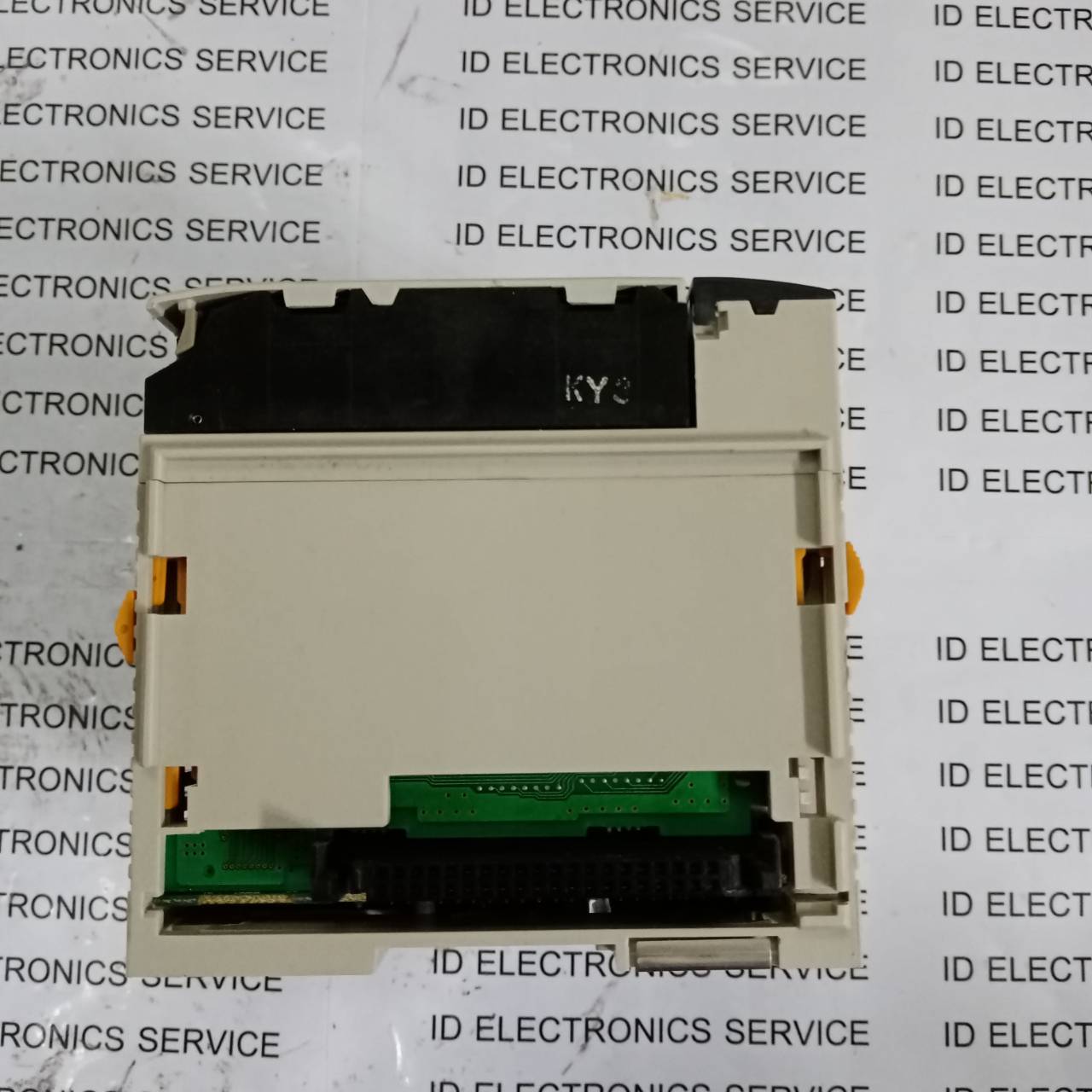 CQM1H-CPU21 PLC " OMRON "