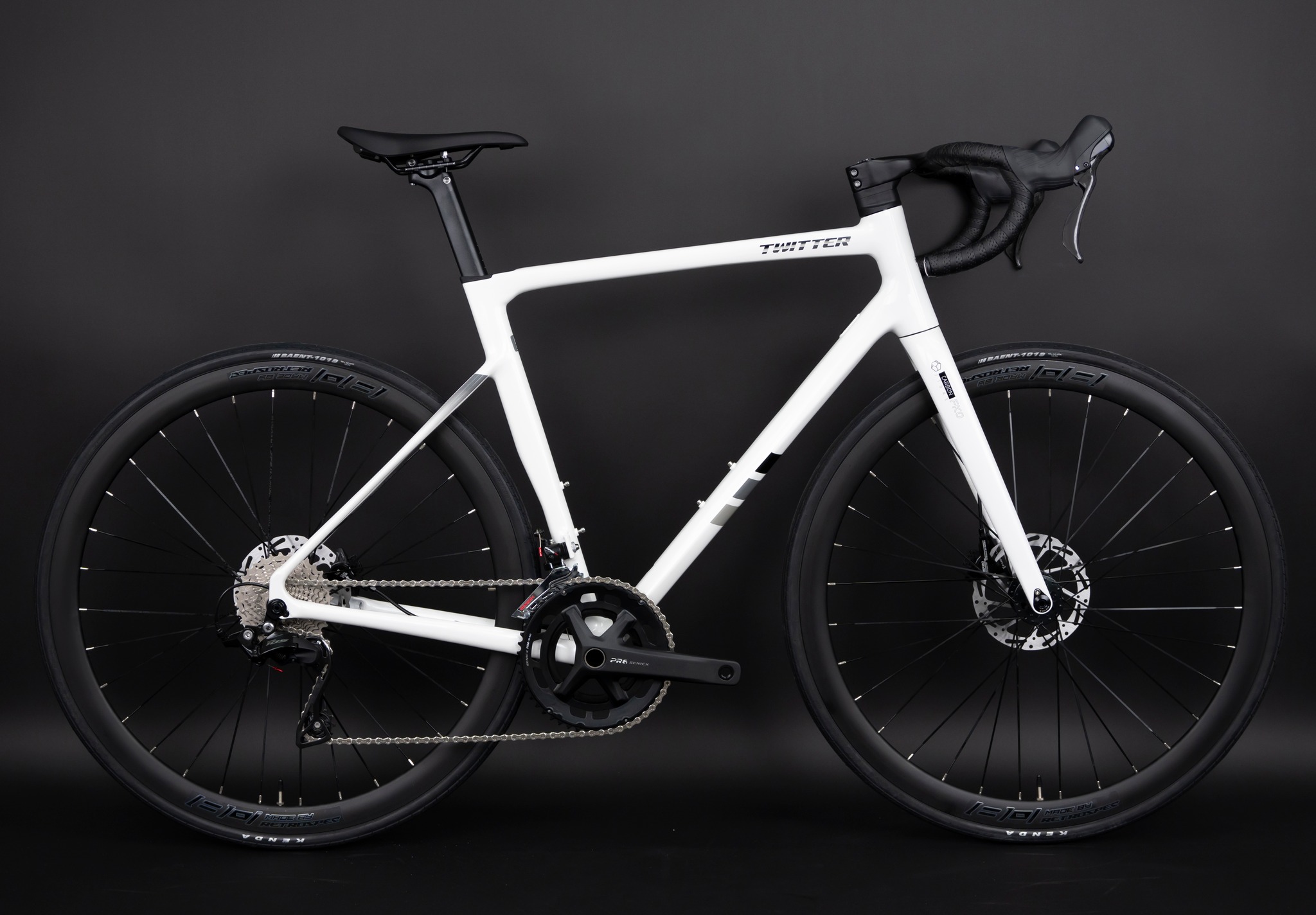 จักรยานเสือหมอบ TWITTER C6 PRO RS 24SP เฟรม Aluminium ตะเกียบ FULL CARBON Retrospec 2x12 sp. Full Hydraulic NEW2025
