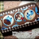 กระเป๋าเงินใบยาวลายน้องหมาสามเกลอ ผ้าคอตตอนอเมริกา -ผ้าลายนี้หมด