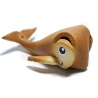 สีน้ำตาล-ขาว