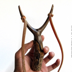 หนังสติ๊กไม้มะเกลือขัดมัน เงา สวยงาม ยิงแม่นๆ A3