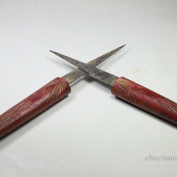 มีดพกสมัยโบราณ"เสือซ่อนเล็บ"