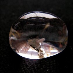 QU0033 แก้วโทน พระธาตุผุดริมแก้ว ดูคล้ายปลา แก้วสวยรวยทรัพย์ ให้โชค ให้ลาภ ด้วยพระธาตุขาวขนาดเม็ดแก้ว 16.83x20.16x12.80 มม. น้ำหนักแก้ว 30.04 ct.