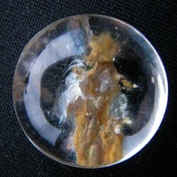 QU0015 QUARTZ แก้วกลมน้ำใส แก้วเข้าแก้วลอยกลางแก้ว กาบเงินกาบทอง ทรายเงินทรายทอง ดูเหมือนสามกษัตริย์ ขนาด 22.69x22.85x13.00 mm. นน.45.06 ct.