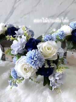Artificial Flower ดอกไม้ประดิษฐ์ ประดับโต๊ะ โทนฟ้า-ขาว 3 ช่อ พร้อมตกแต่ง สามารถเปลี่ยนสีได้