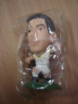 ตุ๊กตาโมเดลนักฟุตบอล ฮ.คีลล์ สโมสรลีดส์ ยูไนเต็ด โครินเธียน ไมโครสตาร์ - Series 1/2001 Green Base - MC016 ใหม่ / H.KEWELL LEEDS UNITED Football Club Corinthian MicroStars Football Figure - Series 1/2001 Green Base - MC016 NEW