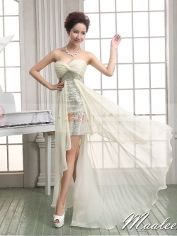 พร้อมเช่า ชุดราตรีสั้น เกาะอก สีครีม Champagne เข้ารูปปักเลื่อม อกแต่งผ้าชีฟอง หางปลาสามารถถอดได้