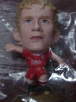 ตุ๊กตาโมเดลนักฟุตบอล ด.เคาท์ สโมสรลิเวอร์พูล โครินเธียน ไมโครสตาร์ - WorldStars Series 19/2010 Gold Base - MC12717 ใหม่ / D.KUYT LIVERPOOL Football Club Corinthian MicroStars Football Figure - WorldStars Series 19/2010 Gold Base - MC12717 NEW