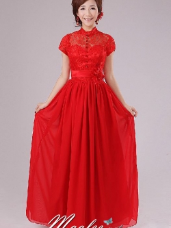 พร้อมเช่า ชุดราตรียาว ลูกไม้หวาน แขนสั้น แต่งเอวดอกไม้ กระโปรงผ้าชีฟอง สีแดง