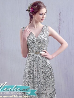 พร้อมเช่า ชุดราตรียาว แขนกุด ปักเลื่อมทั้งชุด มาพร้อมเข็มขัด ใส่ออกงานกลางคืน เด่นมาก สีเงิน