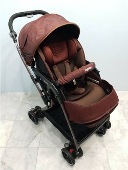 รถเข็น aprica optia premium สีน้ำตาล