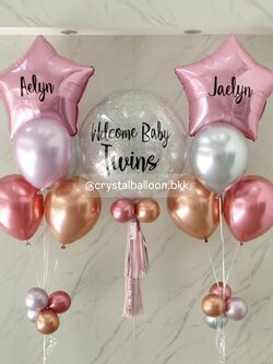 ลูกโป่ง Welcome Baby Bubble ขนาด 24" กลิตเตอร์สีเงิน 1 ลูก พร้อม ช่อลูกโป่งฟอยล์ดาว ขนาด 24" ช่อ 5 ลูก 2 ช่อ ธีมสีชมพู พร้อมตกแต่ง สามารถเปลี่ยนสีลูกโป่ง/เปลี่ยนข้อความ/เปลี่ยนขนาด/เปลี่ยนฟอยล์ตกแต่งได้
