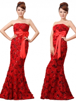 พร้อมเช่า ชุดราตรียาว สีแดง ลูกไม้ริบบิ้นปักเลื่อม ทรงหางปลาพร้อมโบว์คาดเอว