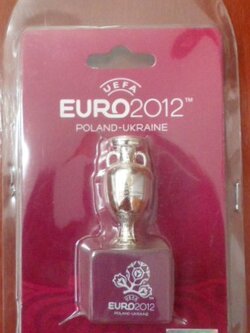 โมเดลถ้วยรางวัลฟุตบอล การแข่งขันฟุตบอลยูโร - UEFA EURO 3D TROPHY, โปแลนด์-ยูเครน 2012 ใหม่ / EURO International Football Tournament Football Trophy Model - UEFA EURO 3D TROPHY, POLAND-UKRAINE 2012 NEW