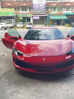 พรมรถยนต์ Ferrari 296 GTB 2023 ปูพรมVVIP สีดำด้ายแดง เข้ารูป